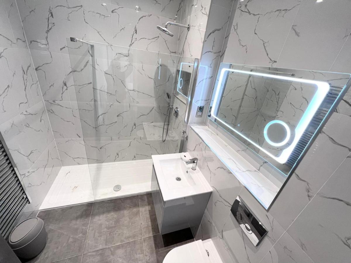 Omega Inn Milton Keynes Zewnętrze zdjęcie